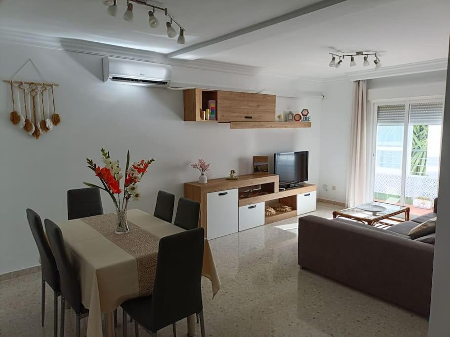 Spacious And Centrally Located In San Pedro De Alcantara Apartment *